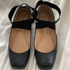 Jessica Simpson black ballet flats